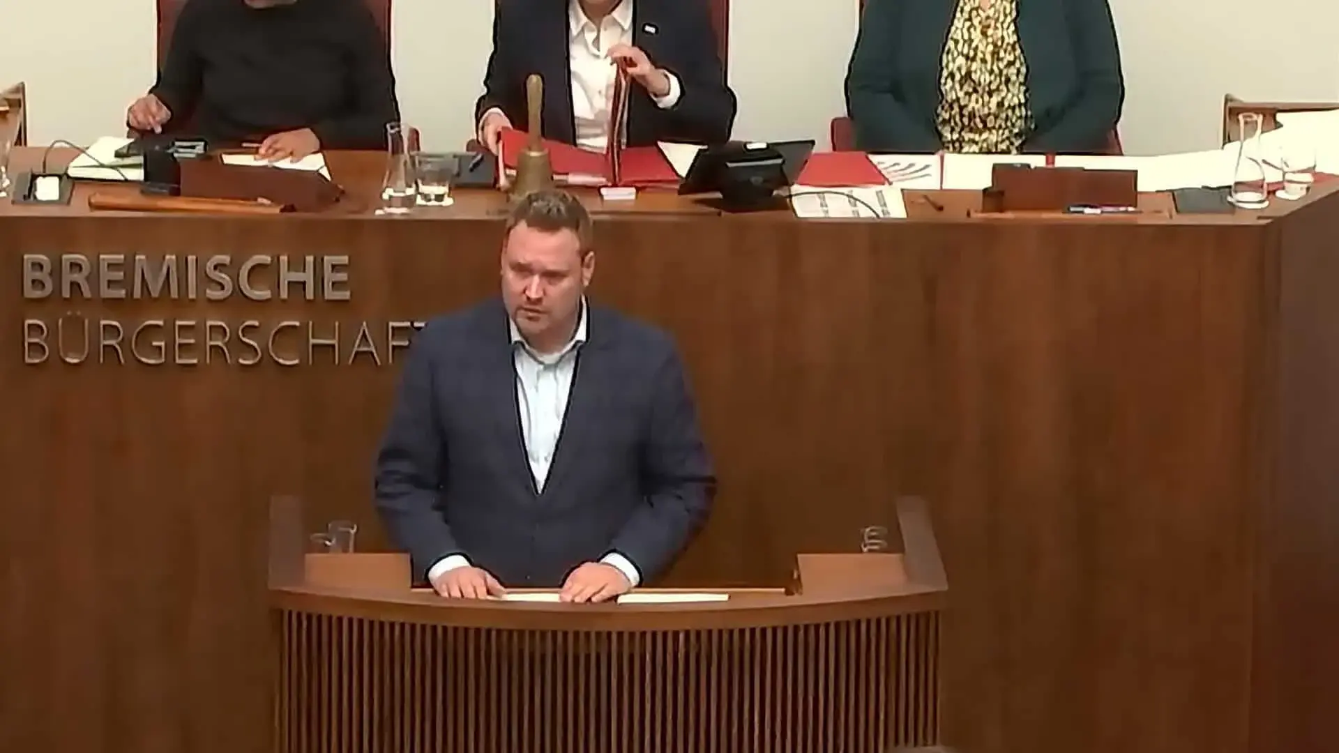 Simon Zeimke bei seiner Debatte in der Bremischen Bürgerschaft