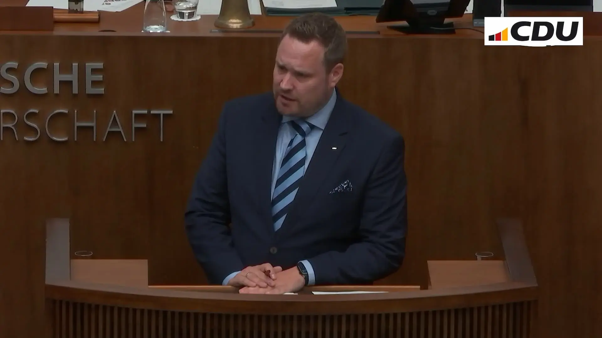 Simon Zeimke in der Bremischen Bürgerschaft