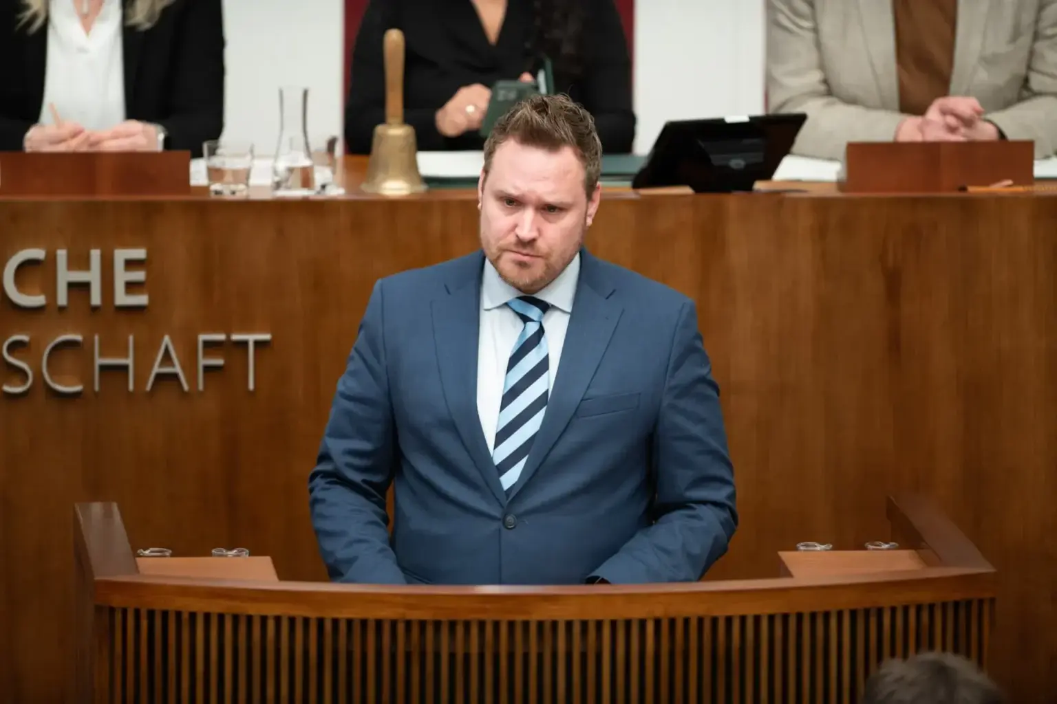 Maßnahmenpaket „Bürgeramt 2023-2024“: Anspruch und Wirklichkeit